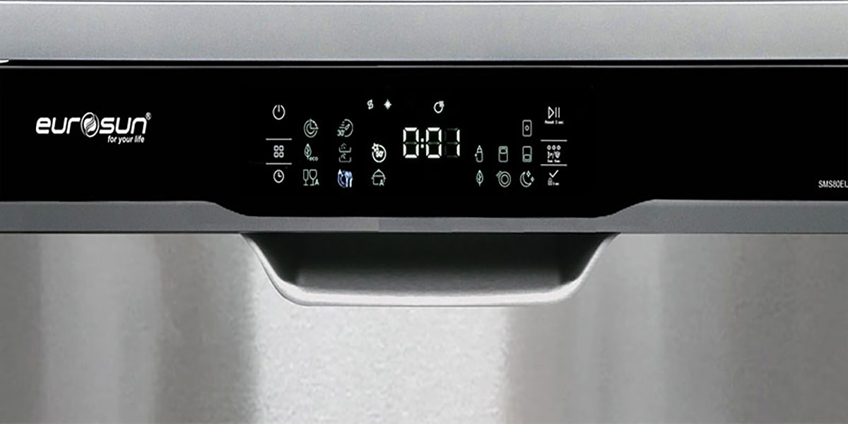 bảng điều khiển của máy rửa bát Eurosun SMS80EU16E